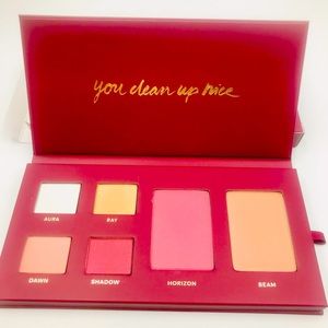 Beautycounter Golden Hour All-In-One Eye Shadow/Blush/Highlighter Palette USA